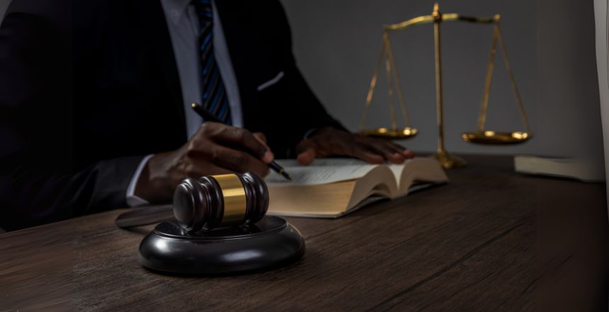 How Personal Injury Attorneys Prove Liability & Win Cases